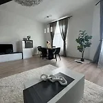 아파트 Gemuetlicher Rueckzugsort In Fuer 4 Personen #16 *